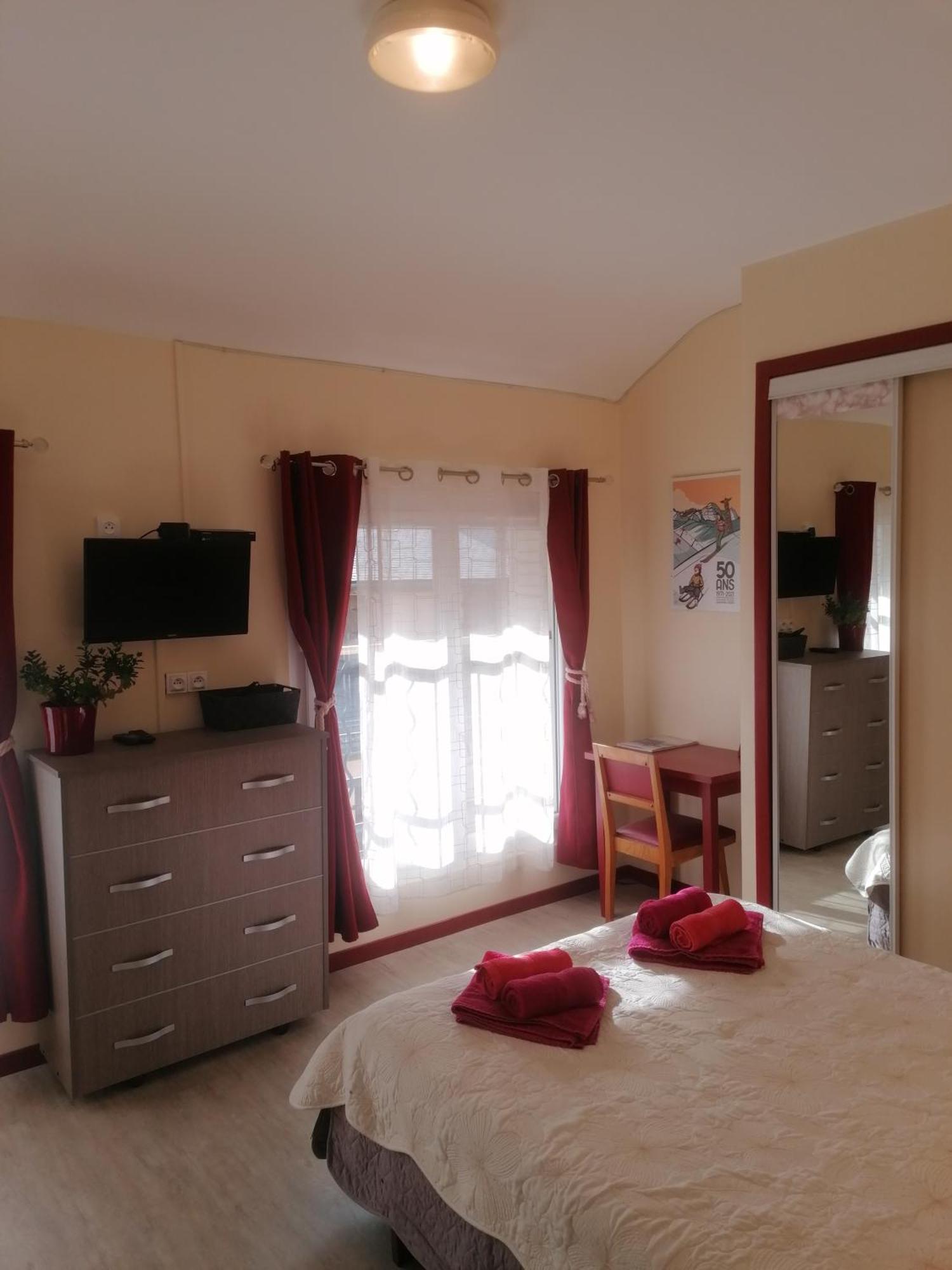 Chambres D'Hotes L'Astazou 가르바니 외부 사진
